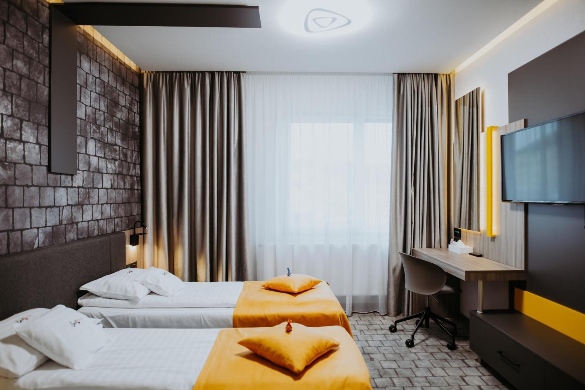 Hotel Epic Centrum Cisnădie 외부 사진